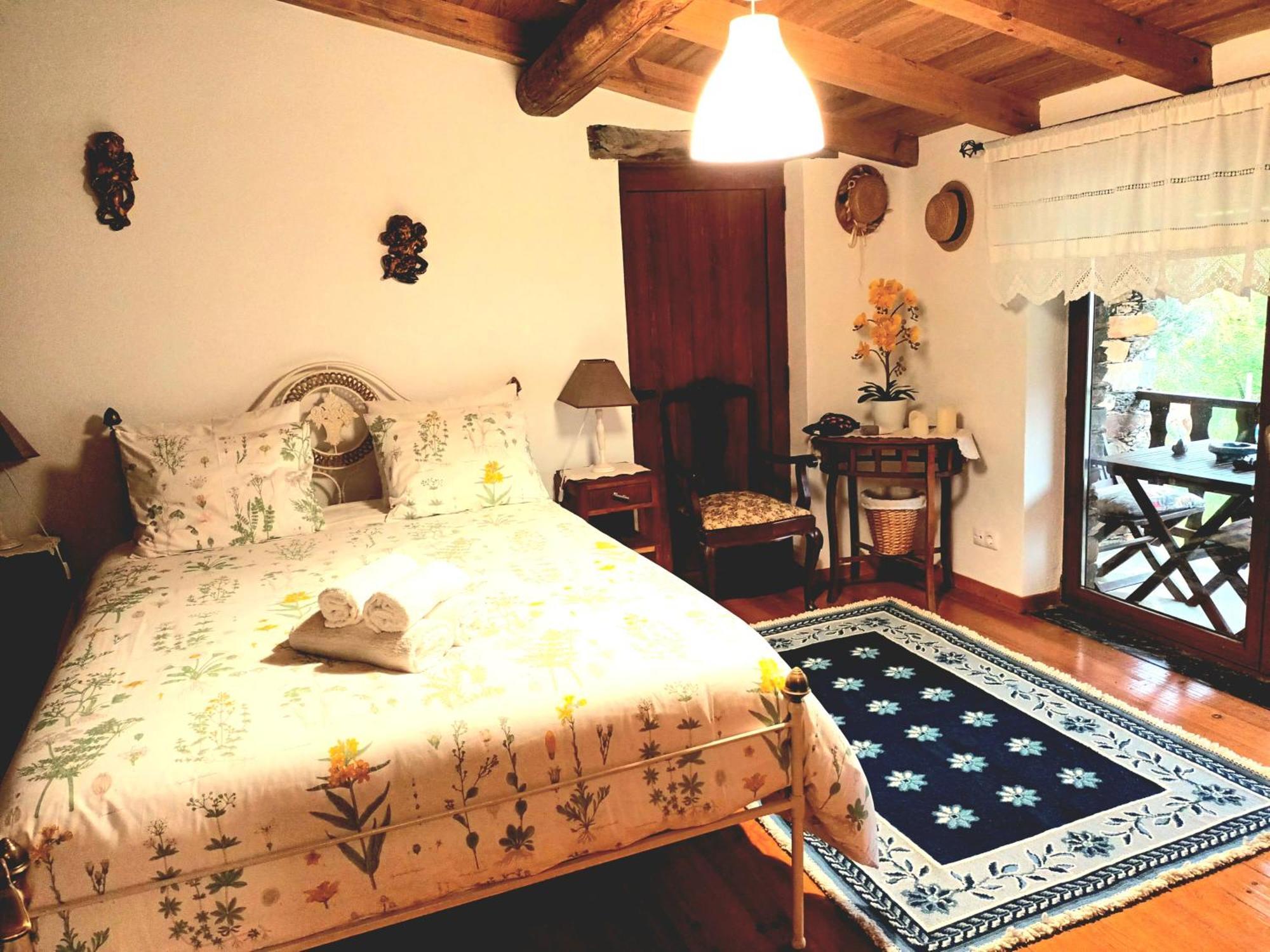 A Casa Da Natalia Guest House Cha de Alvares Luaran gambar