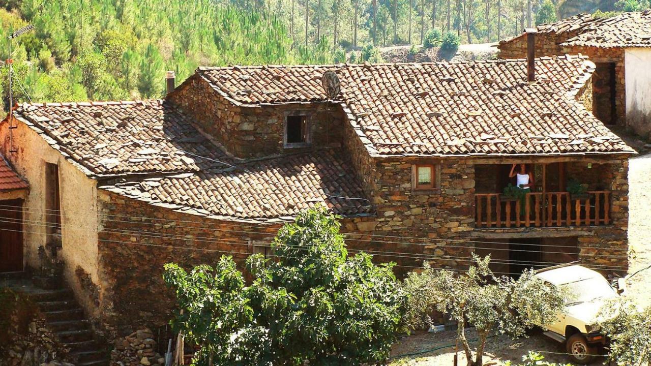 A Casa Da Natalia Guest House Cha de Alvares Luaran gambar
